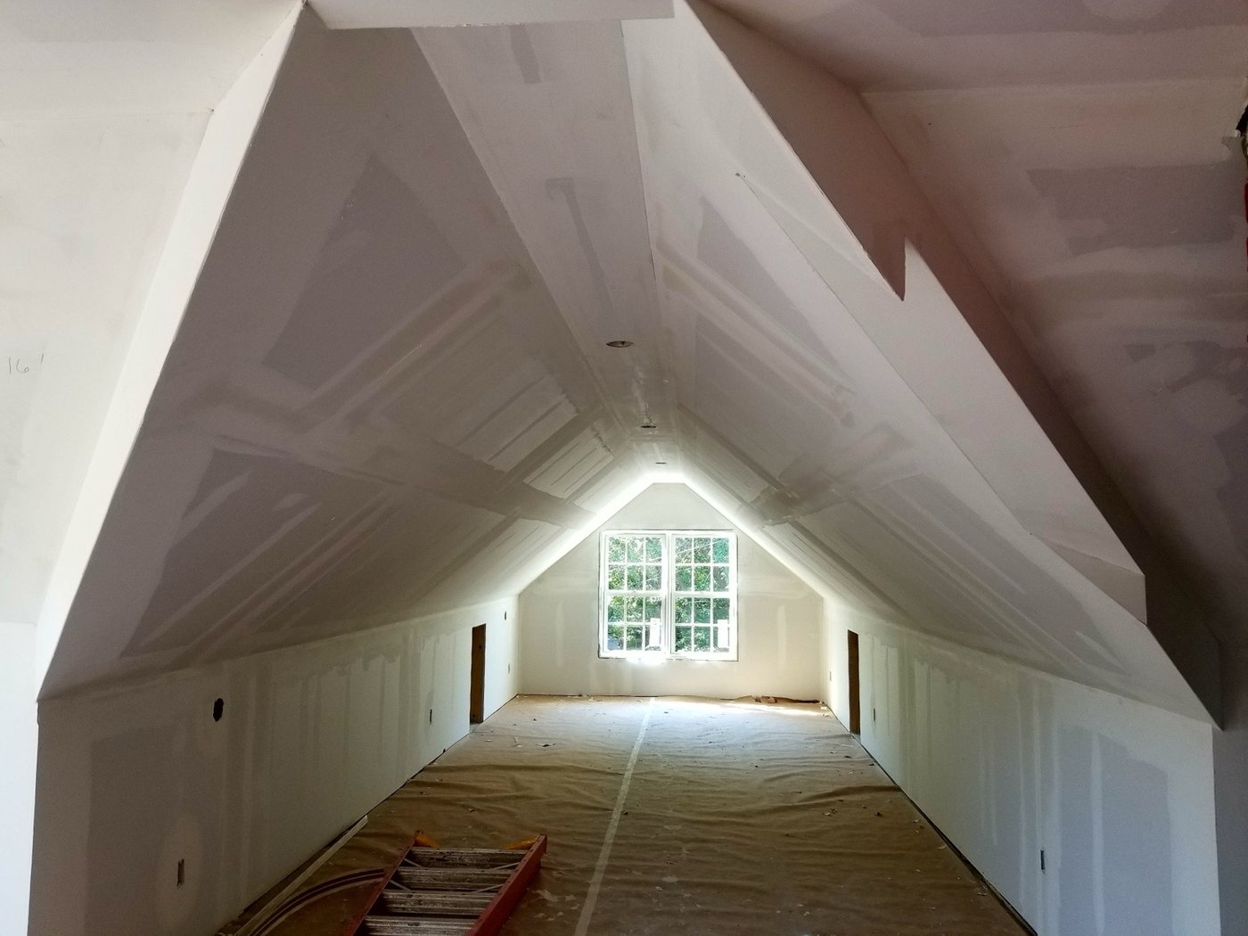 Vaulted room drywall finishing